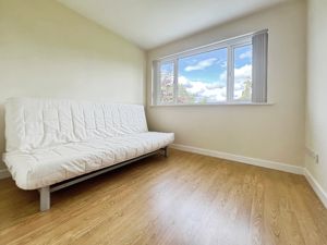 Bedroom- click for photo gallery